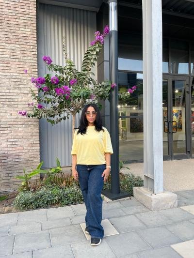 Yellow oversized t-shirt